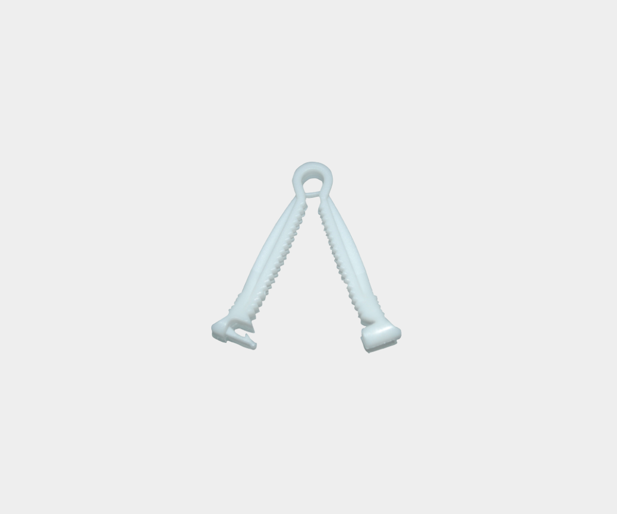 Single-Use Umbilical Cord Clamp